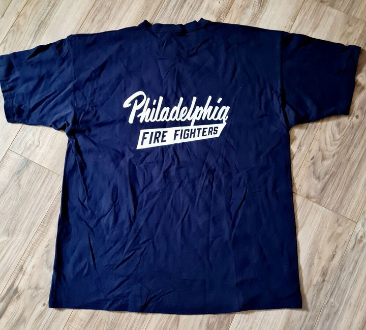 Vintage T shirt Philadelphia Fire Departt Tradition Engine 25  x M1