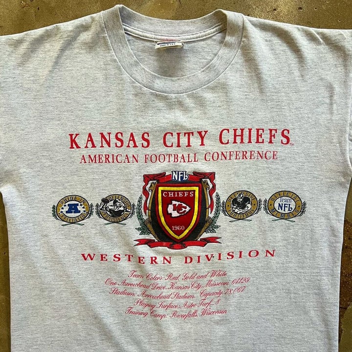 Vintage 90s Kansas City Chiefs T shirt Nutmeg Mills Single Stitch