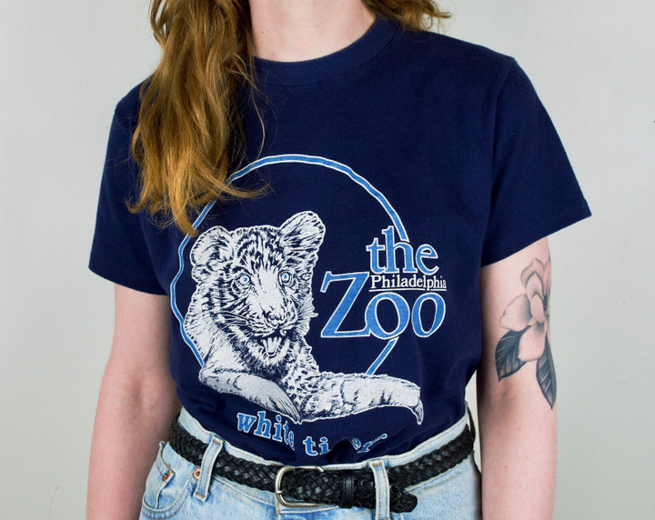 Vintage 80s Philadelphia Zoo T shirt Tiger Animal Wildlife Blue Tee 90s Lion King Safari Exotic Cub Cute Shirt