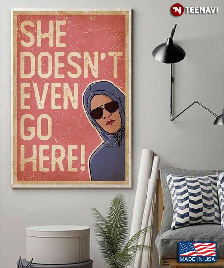 Vintage Mean Girls She Doesn'T Even Go Here! Canvas - MakedTee