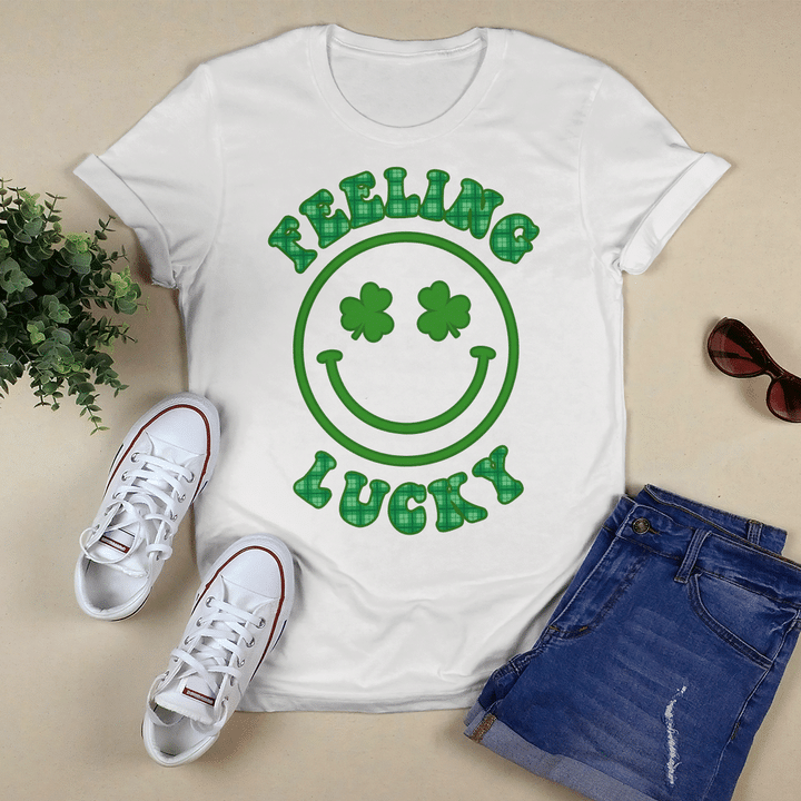 St patrick's day shirt shamrock shirt felling luckky smile shirt