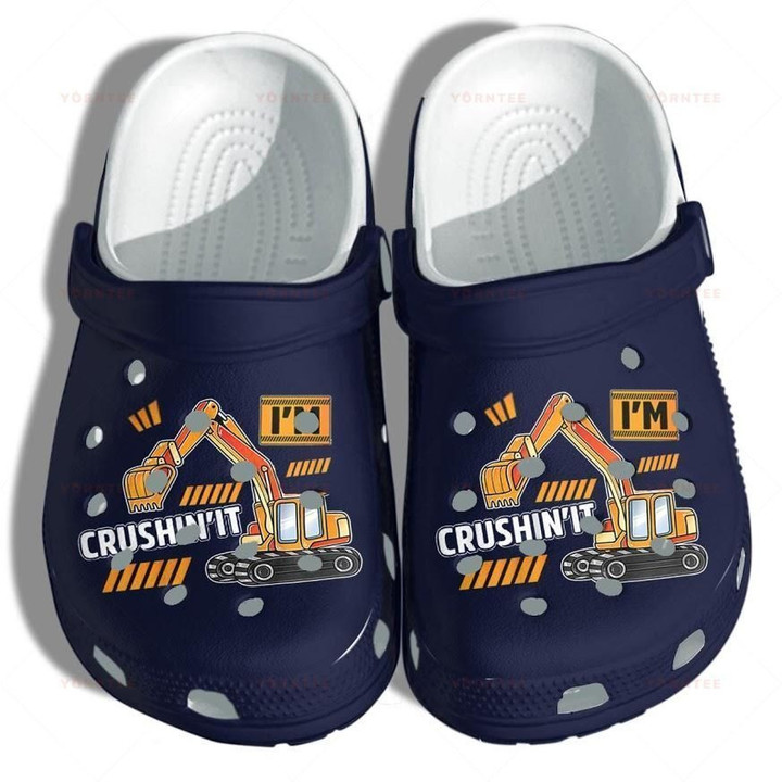 Im Crushin It Excavator Funny Gift For Lover Rubber Crocs Clog Shoes Comfy Footwear