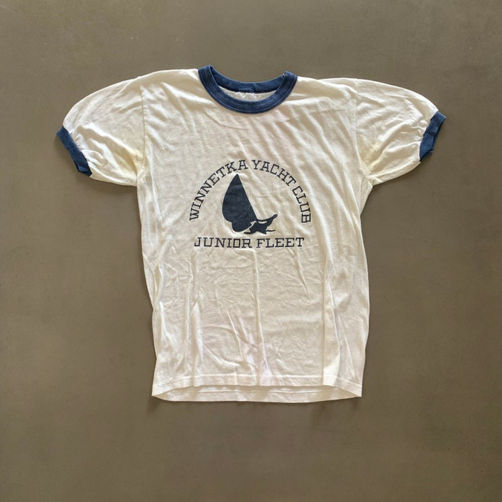 Vintage 1980s Winnetka T shirt size Medium