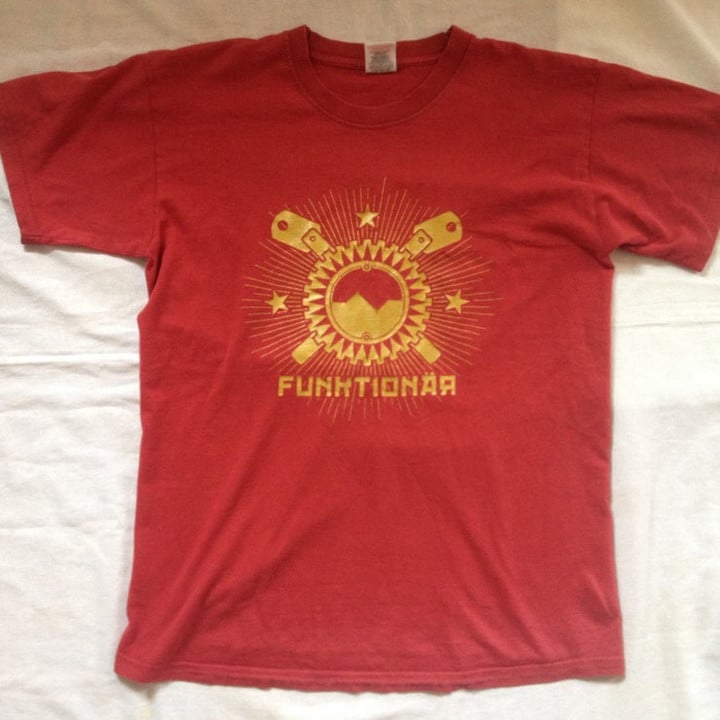 Funktionr Red T Shirt Vintage Communist Germany DDR  East Germany Small Size USSR CCCP   Soviet Union Merchanises