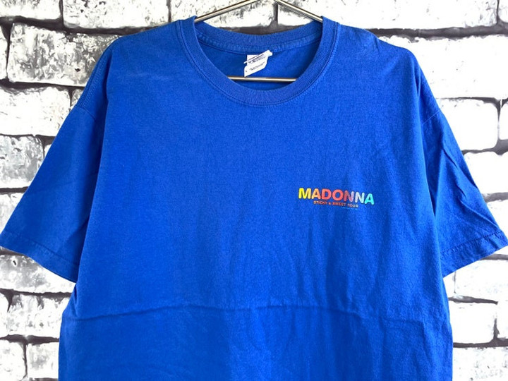 Vintage madonna sticky and sweet tour T Shirt size L