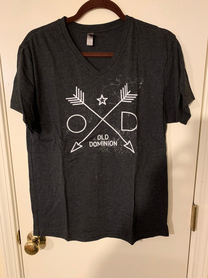 Old Dominion Cross Arrows concert T shirt