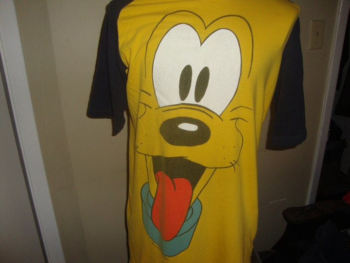 Vintage 90s Walt Disney Pluto Yellow Night Gown T Shirt Size M