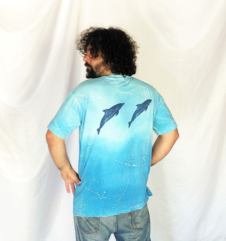Vintage 80s 90s Under the Sea Dolphin Hippie Tie Dye Tee Shirt