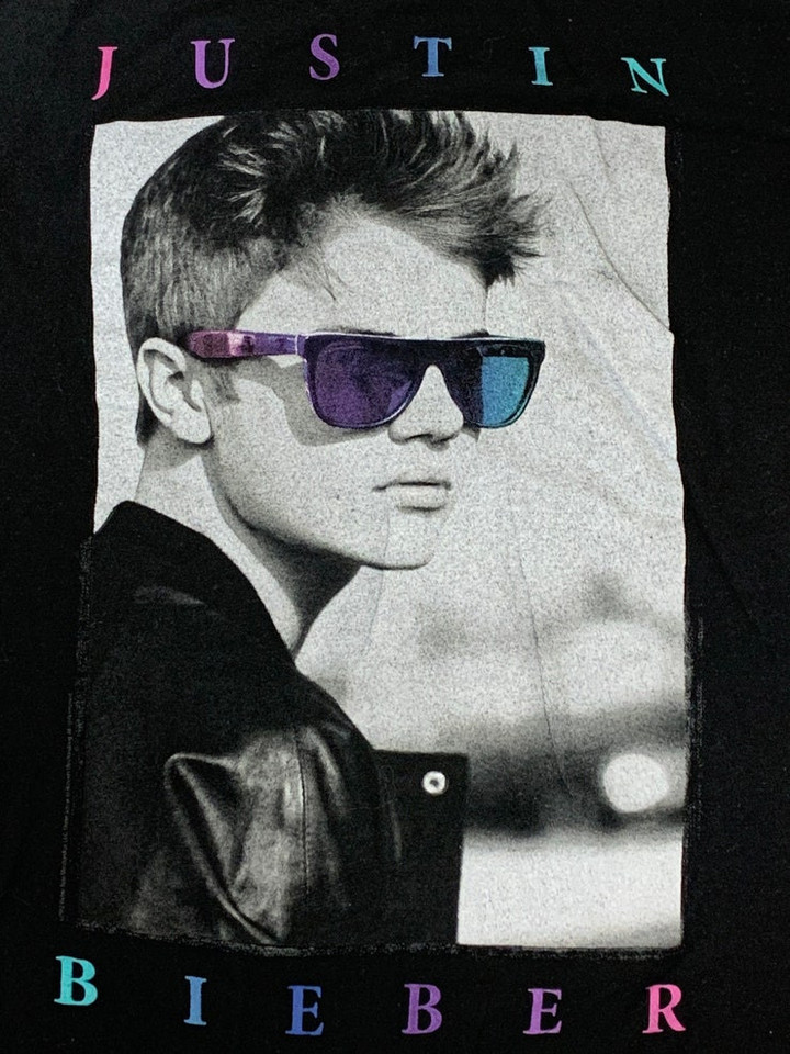 Gently Used Justin Bieber Womens T Shirt Small