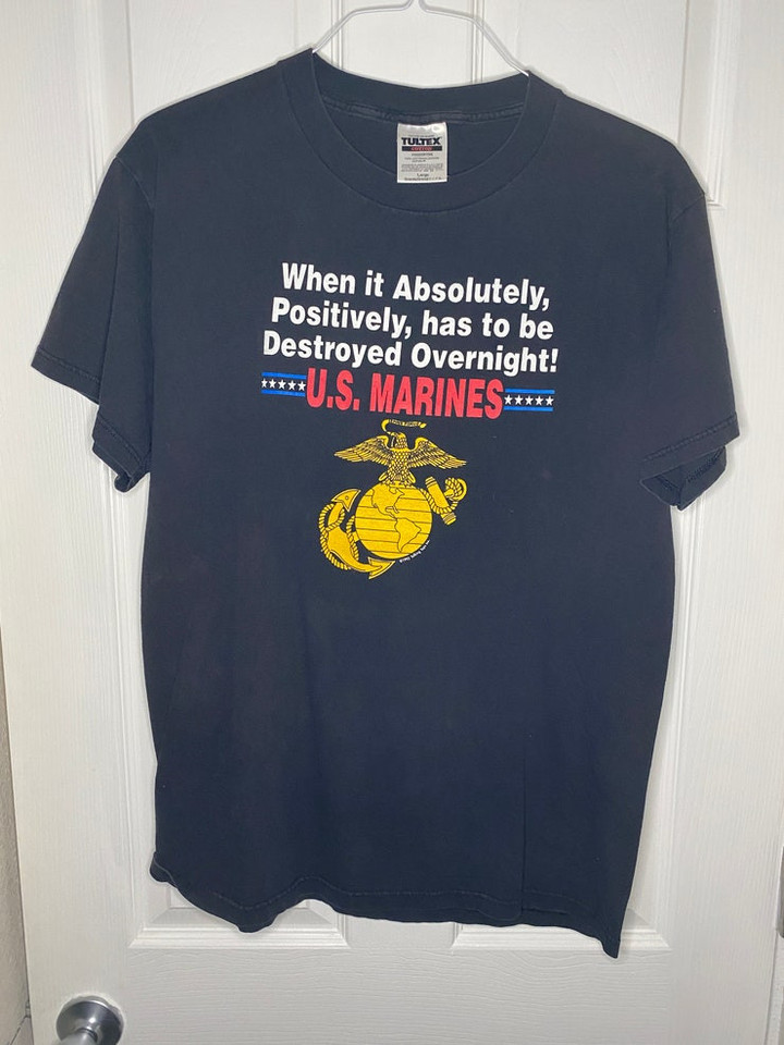 Vintage 90s US Marines T shirt