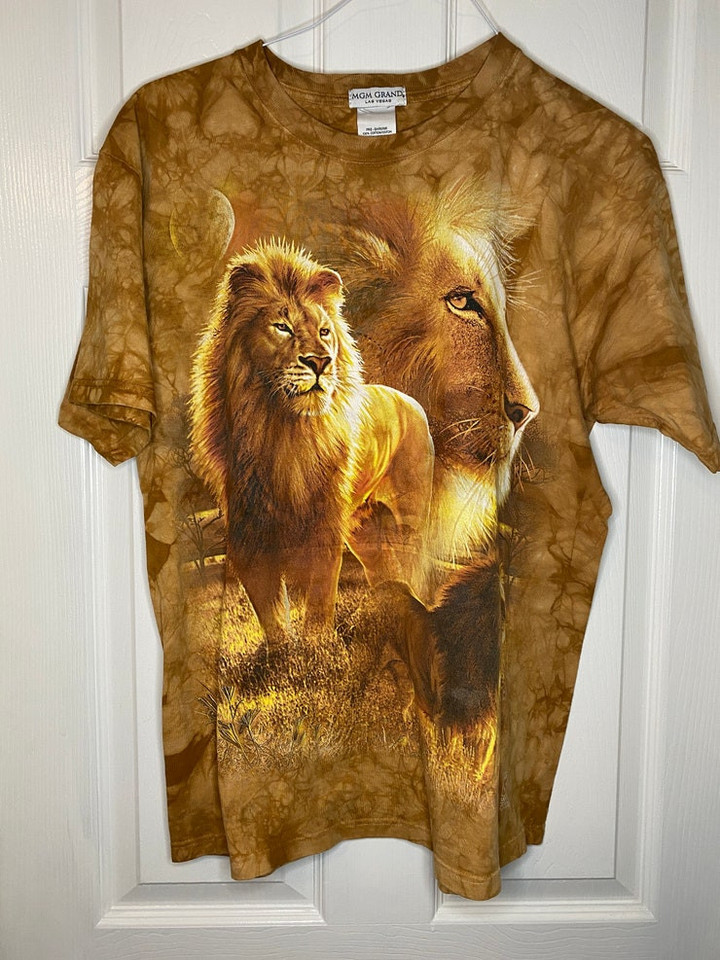 Vintage 90s MGM Grand Las Vegas Lions t shirt