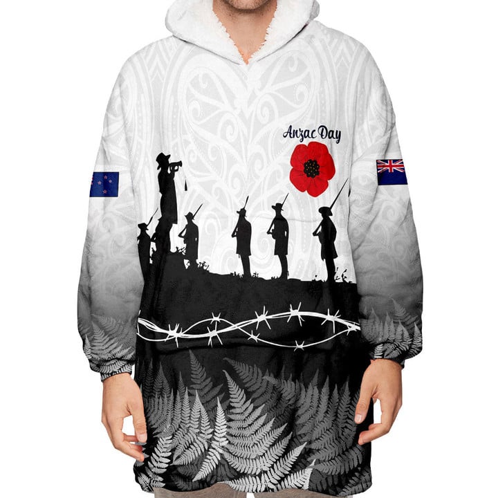 New Zealand Anzac Day Silhouette Soldier Oodie Blanket Hoodie | Rugbylife.co
