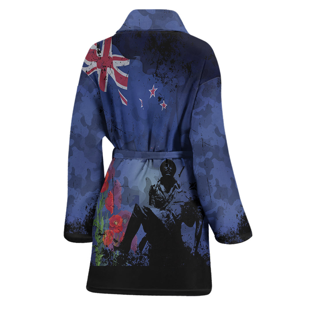 New Zealand Anzac Day Soldier and Poppy Camouflage Bathrobe A35