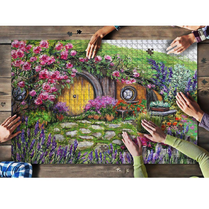 New Zealand Roses And Lavender, Hobbiton Puzzle K5
