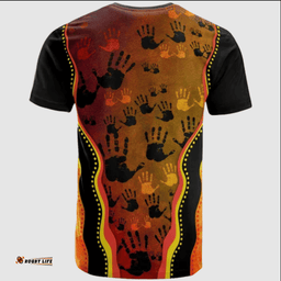 Amazing Aussie Australia Aboriginal Inspired T-Shirt - Indigenous Rock Painting Golden Style