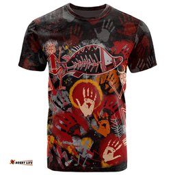 Amazing Aussie Australia Aboriginal Inspired T-Shirt - Indigenous Fish Hand Art