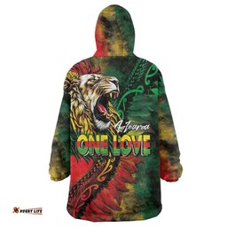 Aotearoa One Love Wearable Blanket Hoodie Reggae Lion with Kakahu Huruhuru LT03