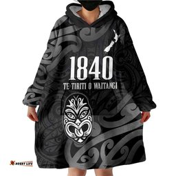New Zealand 1840 Waitangi Day Wearable Blanket Hoodie Aotearoa Haka Mask - Black Version LT14