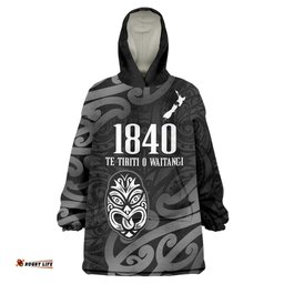 New Zealand 1840 Waitangi Day Wearable Blanket Hoodie Aotearoa Haka Mask - Black Version LT14