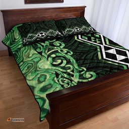 Green Aotearoa Quilt Bed Set Taniko Motifs With Paua Shell Kowhaiwhai LT14