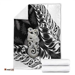 Aotearoa Manaia NZ Maori Silver Fern Blanket LT14
