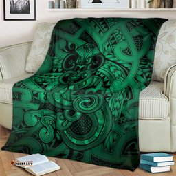 Aotearoa Maori Hei Tiki Blanket Kakariki Kowhaiwhai Puhoro Motif LT9