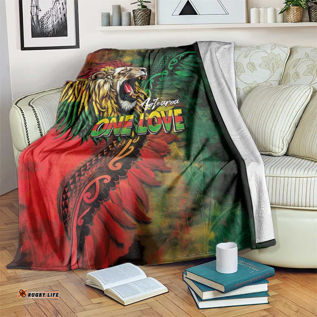 Aotearoa One Love Blanket Reggae Lion with Kakahu Huruhuru LT03