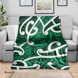 Aotearoa Maori Kowhaiwhai Blanket Kakariki Puhoro and Patiki LT9