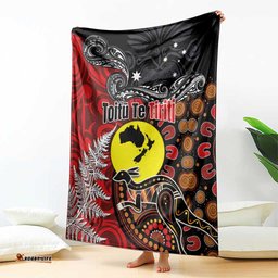 Aotearoa and Australia Toitu Te Tiriti Blanket Honour the Treaty - Te Tiriti Is Us LT03