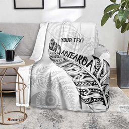 Aotearoa Personalized Lawn Bowls Maori Blanket New Zealand White Tribal Silver Fern LT7