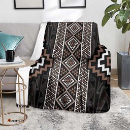Classic Tukutuku Pattern Aotearoa Blanket Niho Taniwha and Puhoro Motifs LT7
