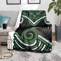Koru Pounamu Aotearoa Blanket Maori Paua Shell Mix Silver Fern LT14