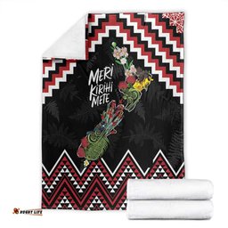 New Zealand Christmas Taniko Poutama Blanket Flora Map with Birds LT7