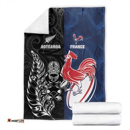 France And New Zealand Rugby Blanket Les Bleus Rooster With Maori Tiki LT05