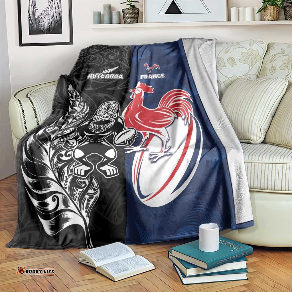 France And New Zealand Rugby Blanket Les Bleus Rooster With Maori Tiki LT05
