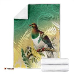 New Zealand Pigeon Kereru Blanket Maori Fern Art Green Gradient LT05