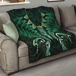 Aotearoa Pounamu Niho Quilt Silver Fern Mix Maori Pattern - Green LT14