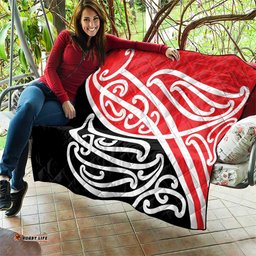 All Red New Zealand Kowhai Ngutukak Quilt LT9