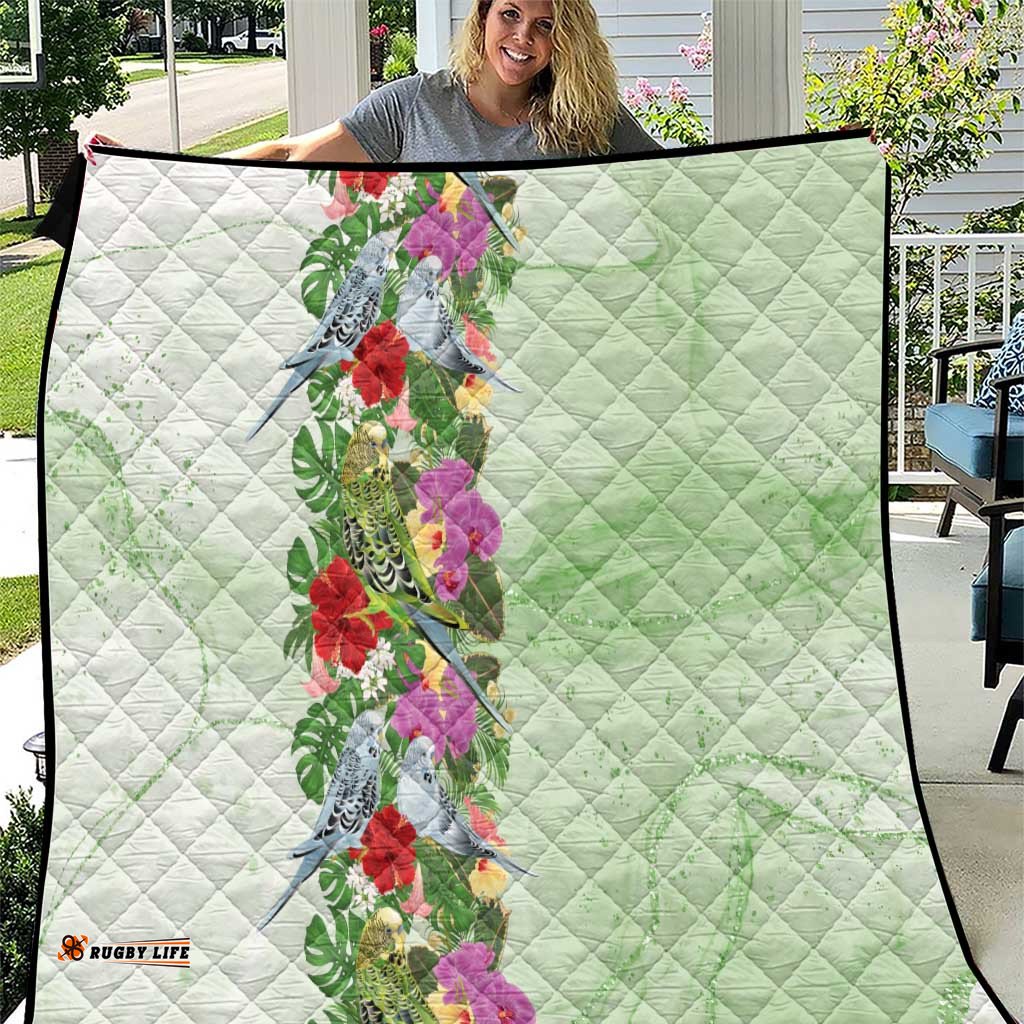 Aussie Budgies Blue And Green Tropical Birds Quilt LT9
