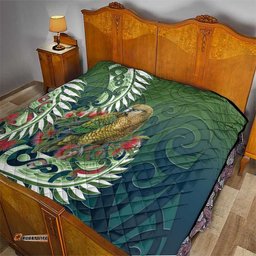 New Zealand Kea Bird Quilt With Maori Koru Fern LT05
