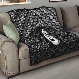 New Zealand Maori Quilt Poutama Manaia Black Paua Shell LT05