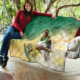 New Zealand Pigeon Kereru Quilt Maori Fern Art Green Gradient LT05