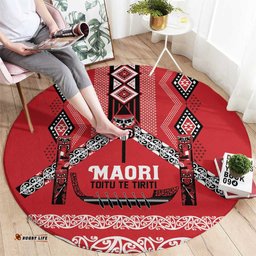 Toitu Te Tiriti Waitangi Round Carpet Red Wharenui House LT9