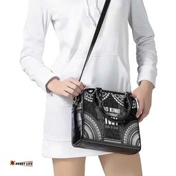 Aotearoa Toitu Te Tiriti Shoulder Handbag No Kiwi Without Iwi LT05