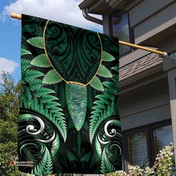 Aotearoa Pounamu Niho Garden Flag Silver Fern Mix Maori Pattern - Green LT14