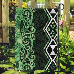 Green Aotearoa Garden Flag Taniko Motifs With Paua Shell Kowhaiwhai LT14