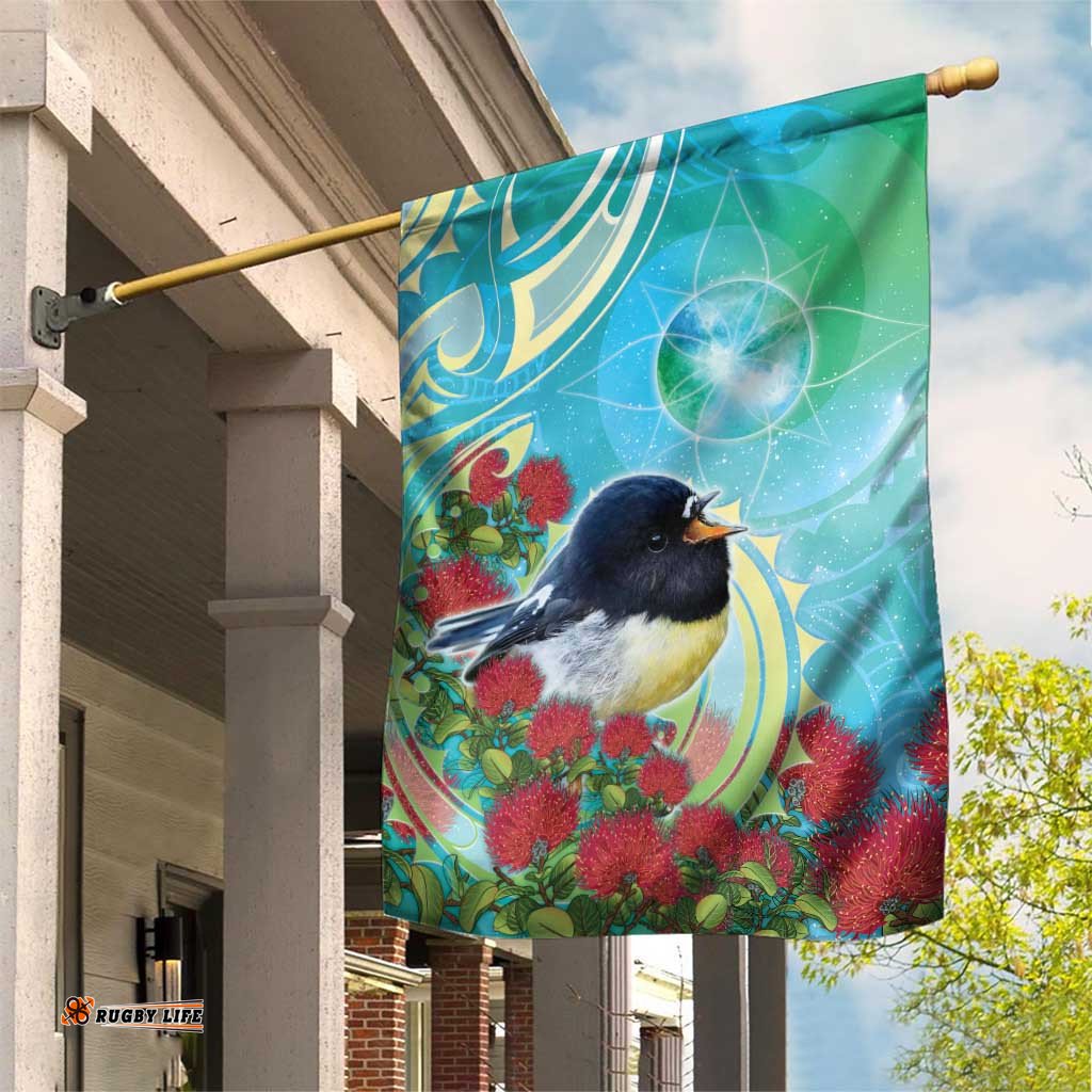 New Zealand Tomtit Garden Flag Maori Koru With Pohutukawa Galaxy Style LT05