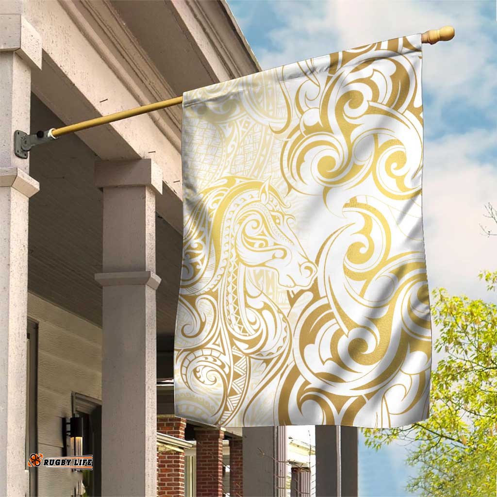 Gold And White Aoteara Horse Racing Garden Flag NZ Maori Pattern LT14