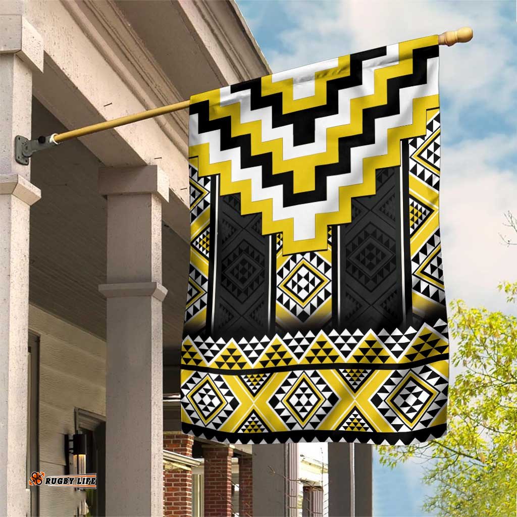 Yellow Taniko Aotearoa Garden Flag Niho Taniwha Mix Poutama LT14