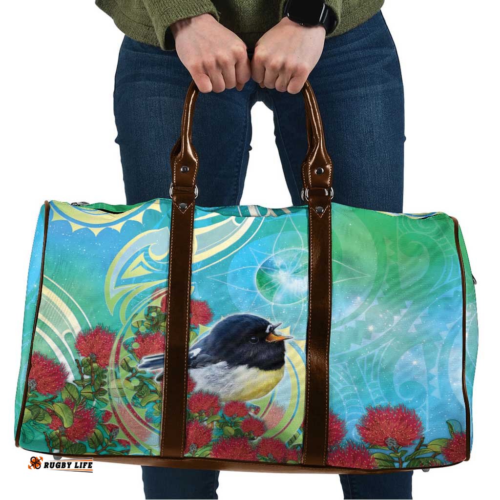 New Zealand Tomtit Travel Bag Maori Koru With Pohutukawa Galaxy Style LT05